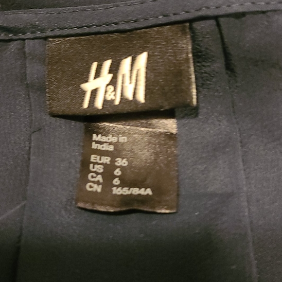 H&M butterfly sleeve navy scoop neck dress - Picture 9 of 10